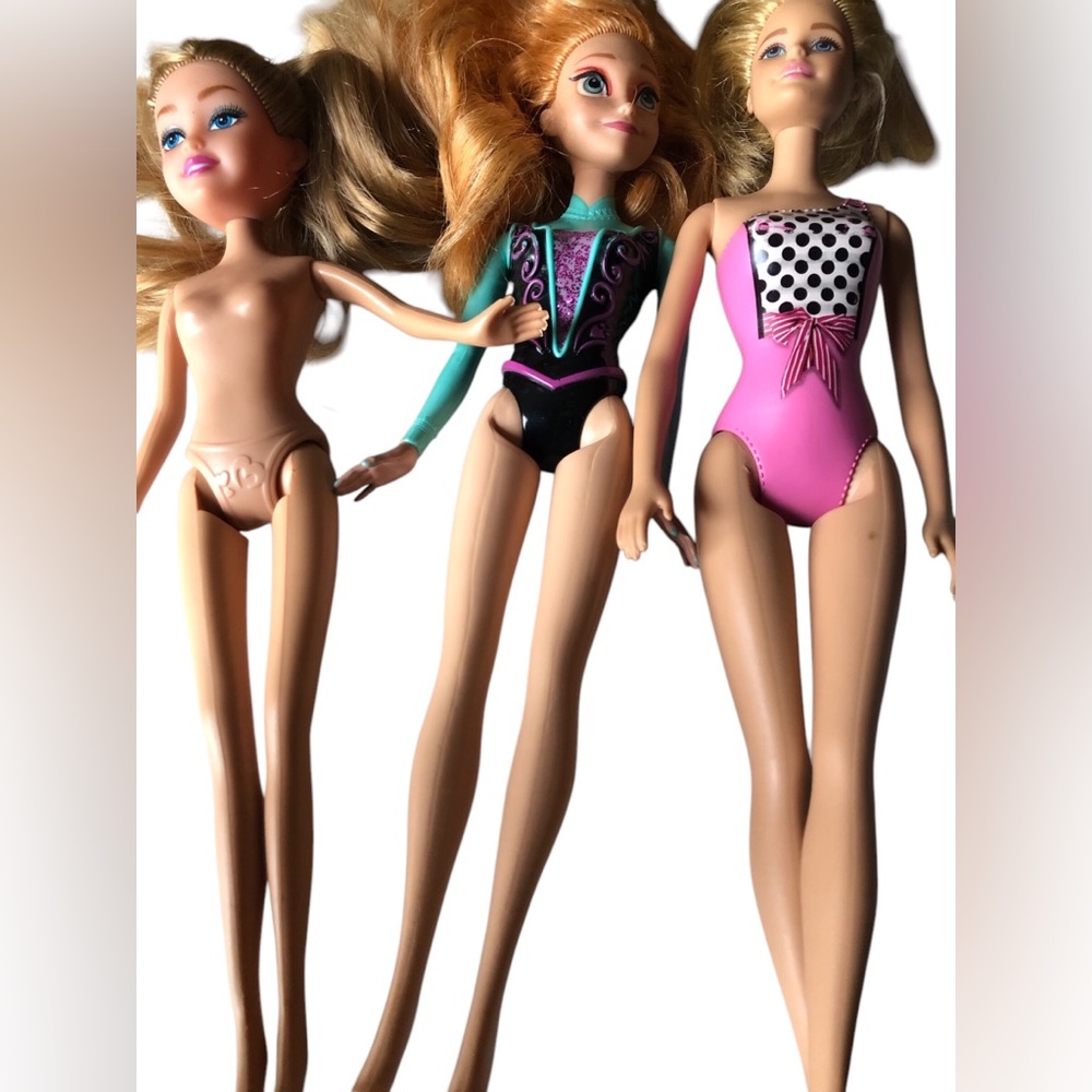 Barbie lot of 3 , 2000s swim Barbie with permanent swim suit